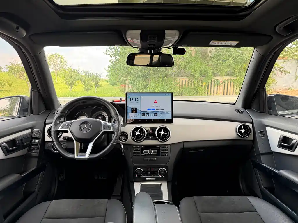 Mercedes-Benz GLK-Class — миниатюра 7