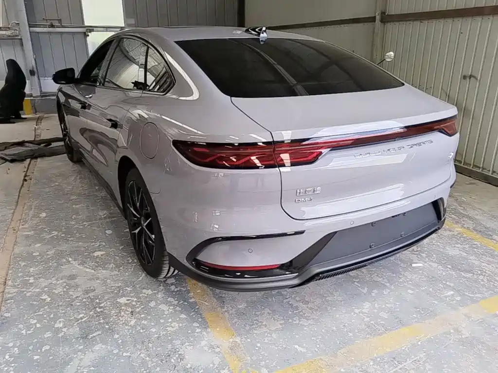 BYD Han — миниатюра 5