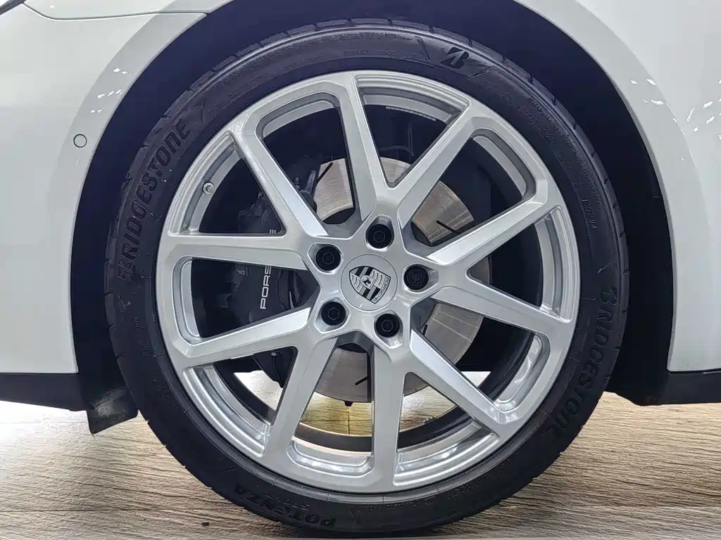 Porsche Panamera — миниатюра 7