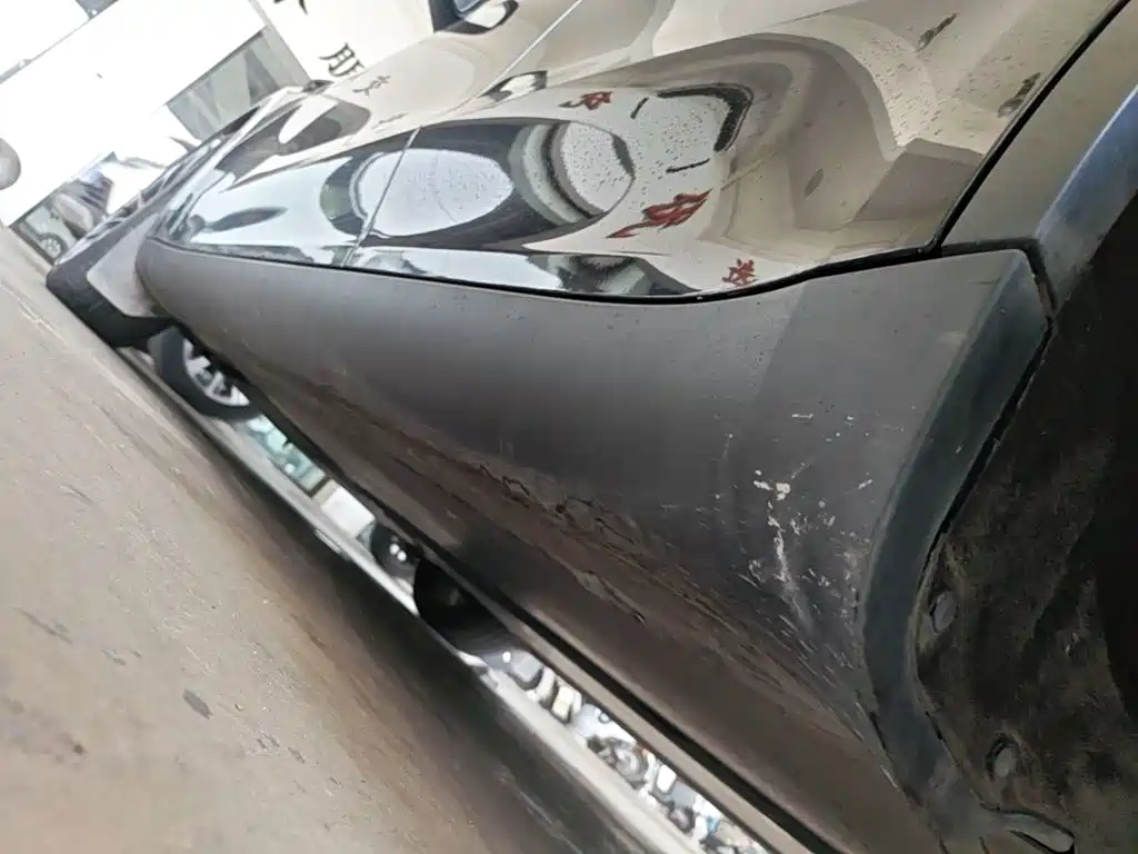 Tesla Model Y — миниатюра 22