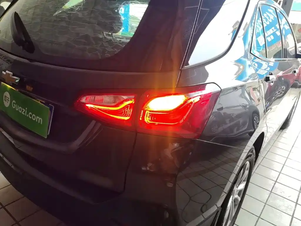 Chevrolet Equinox — миниатюра 8