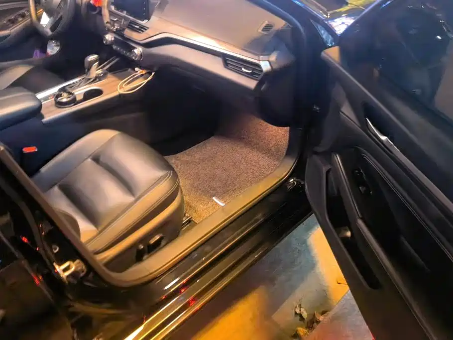 Nissan Teana — миниатюра 8