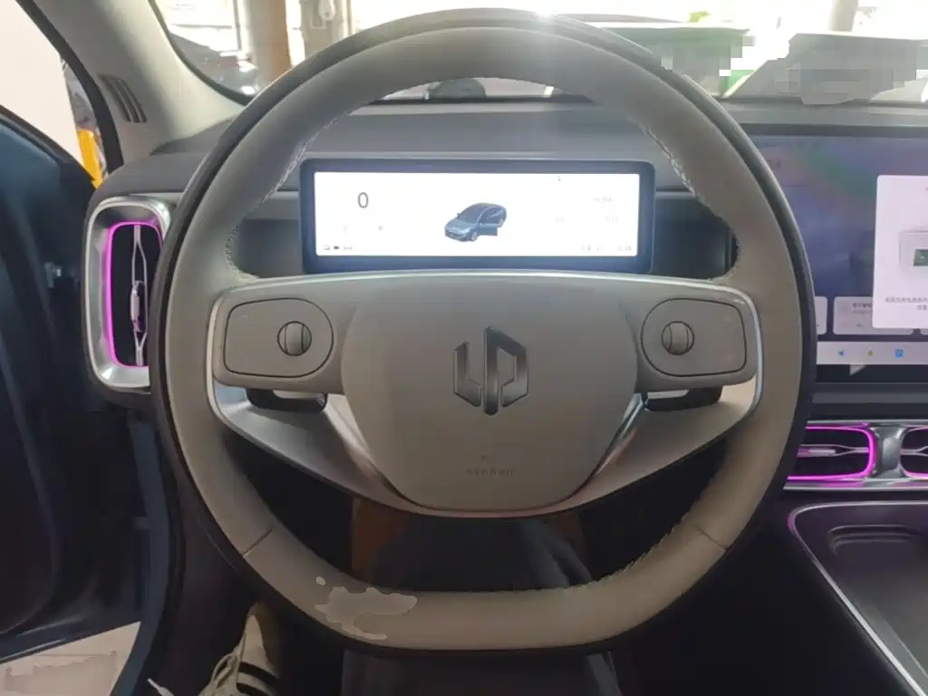 Leapmotor Leapmotor B01 — миниатюра 11