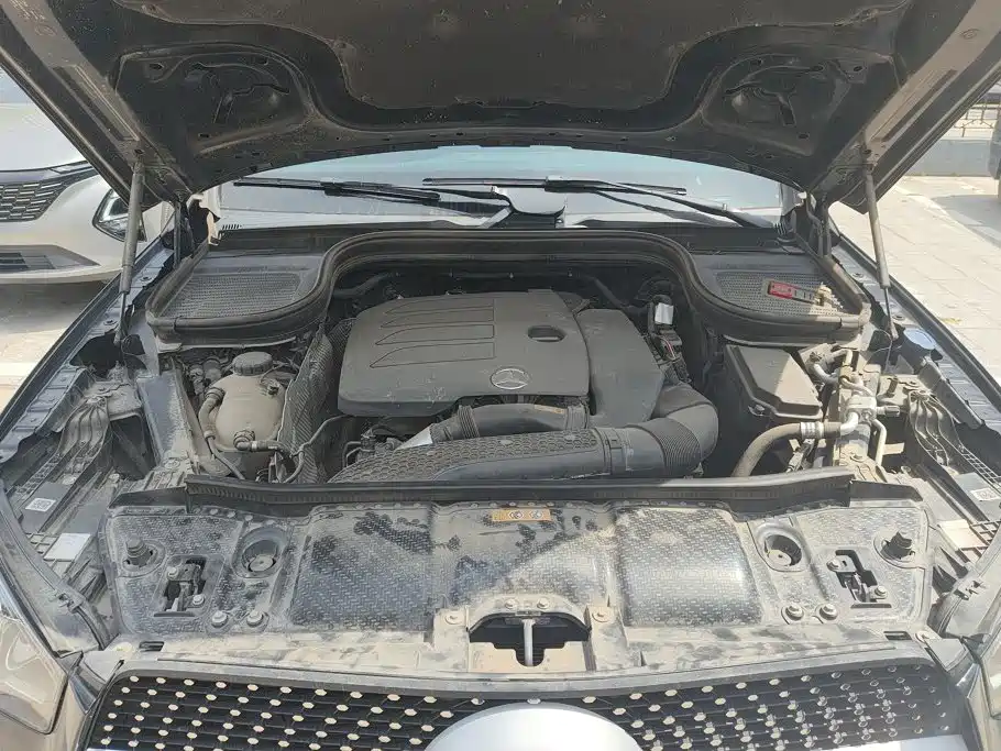 Mercedes-Benz GLE (Import) — миниатюра 10