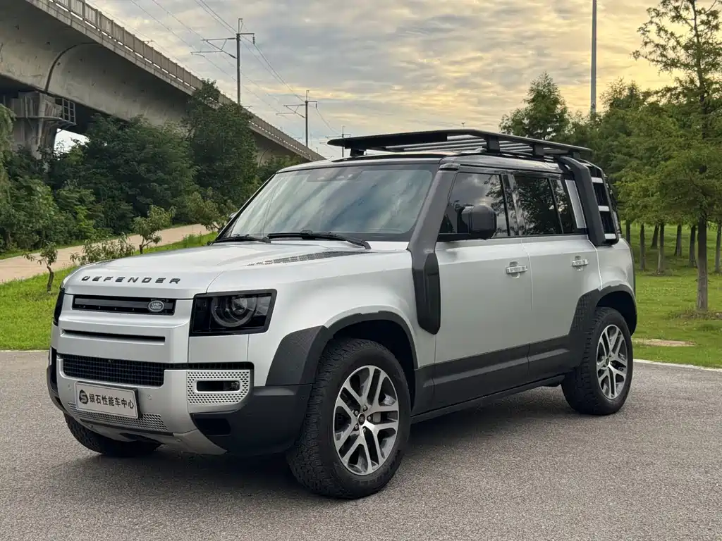 2020 Land Rover Defender - zdjęcie 1 z 16