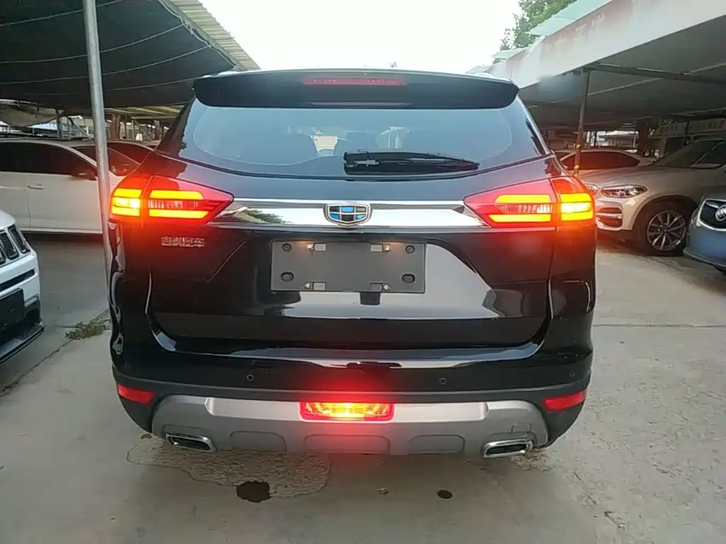 Geely Boyue — миниатюра 6