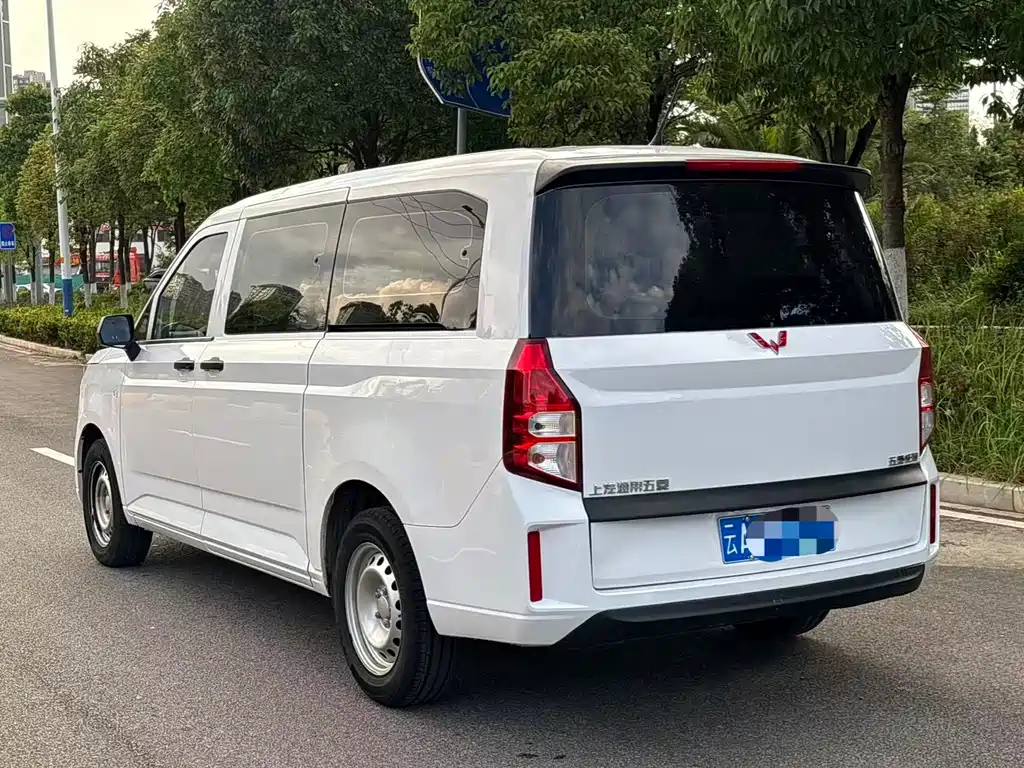 Wuling Journey 2021 1.5T MT Comfort
