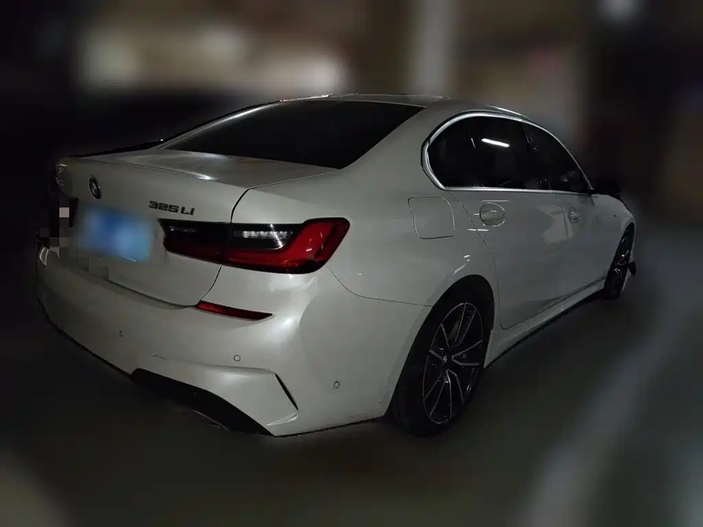 BMW 3 Series — миниатюра 6