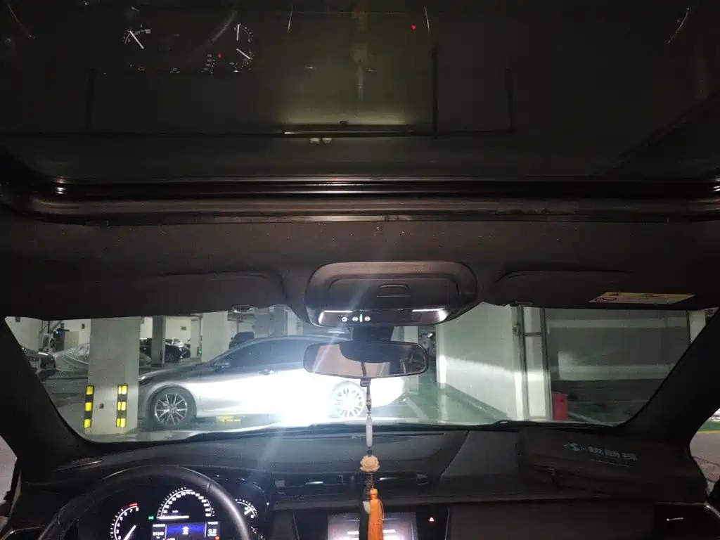 Cadillac XT5 — миниатюра 14