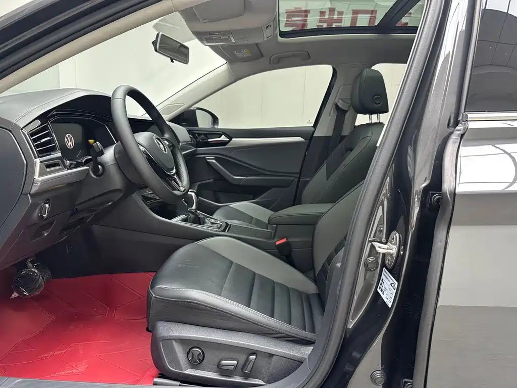 Volkswagen Sagitar 2022 280TSI DSG