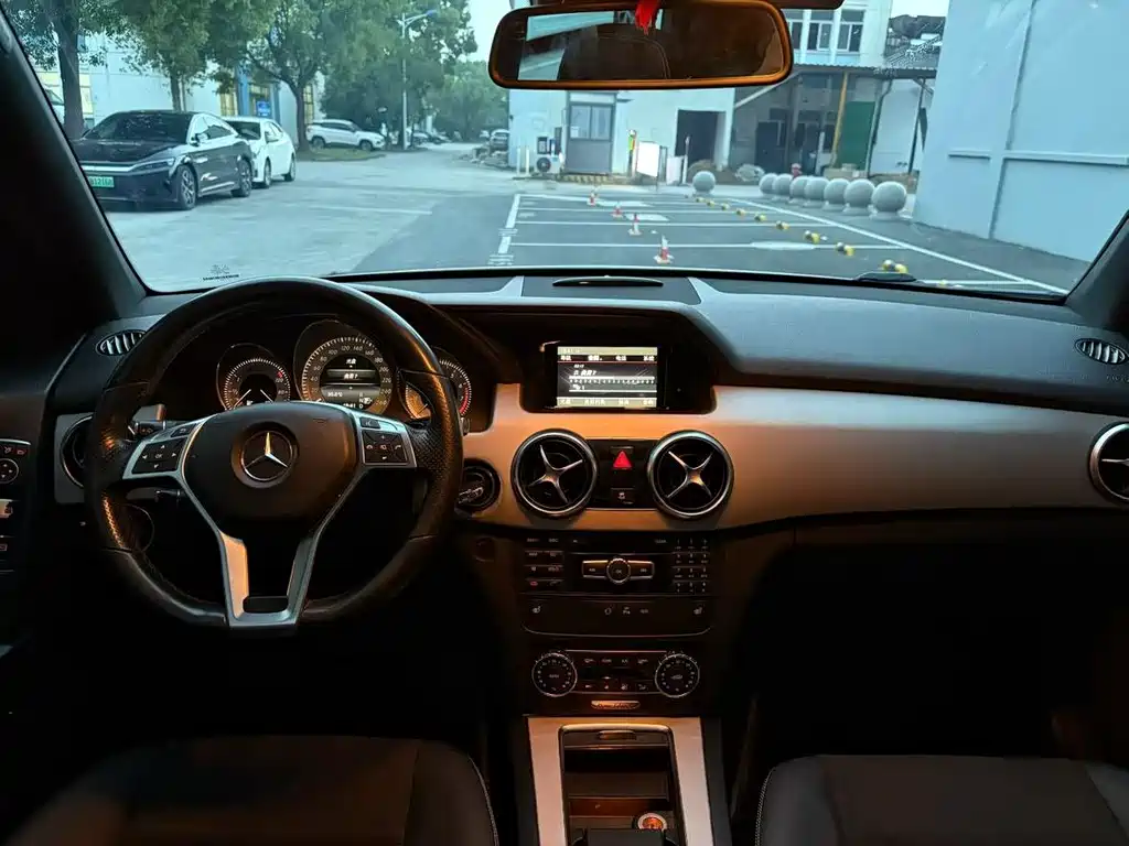 Mercedes-Benz GLK-Class — миниатюра 4