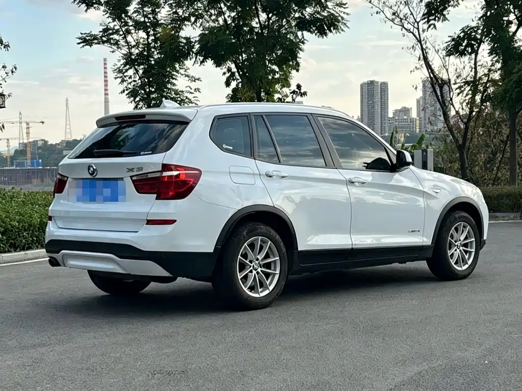 BMW X3 (Import) — миниатюра 7