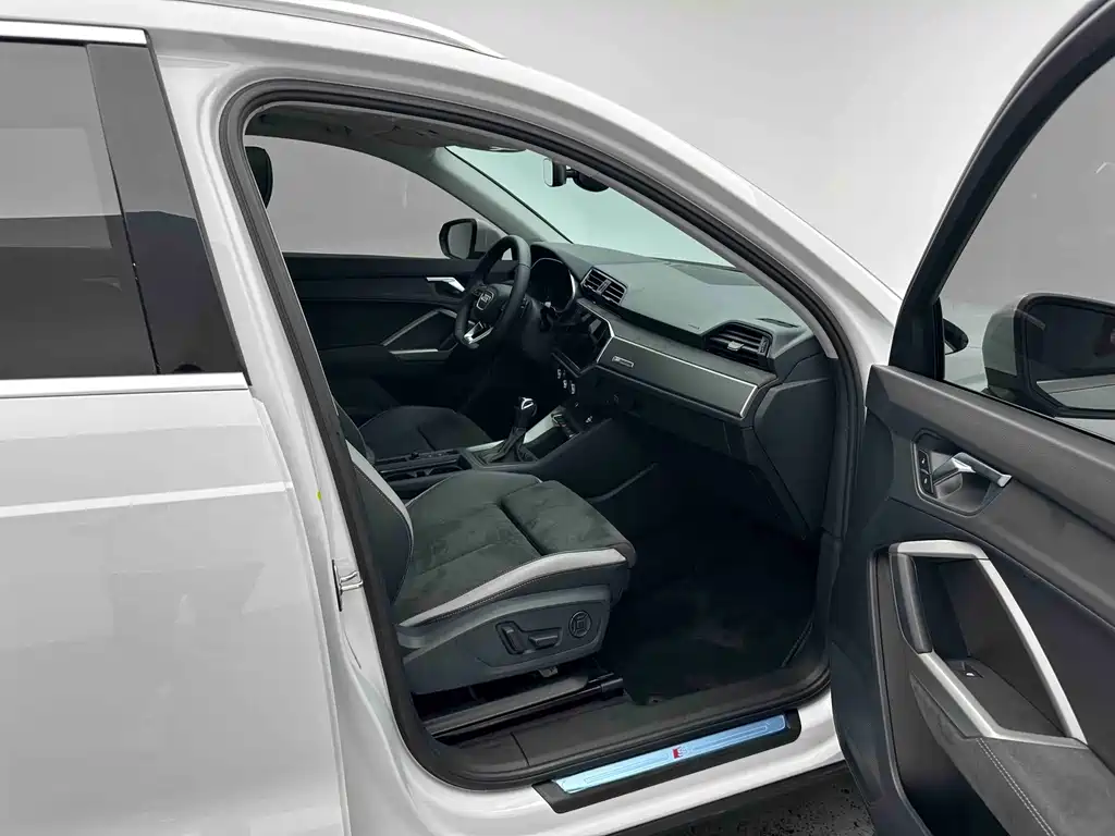 Audi Q3 — миниатюра 7