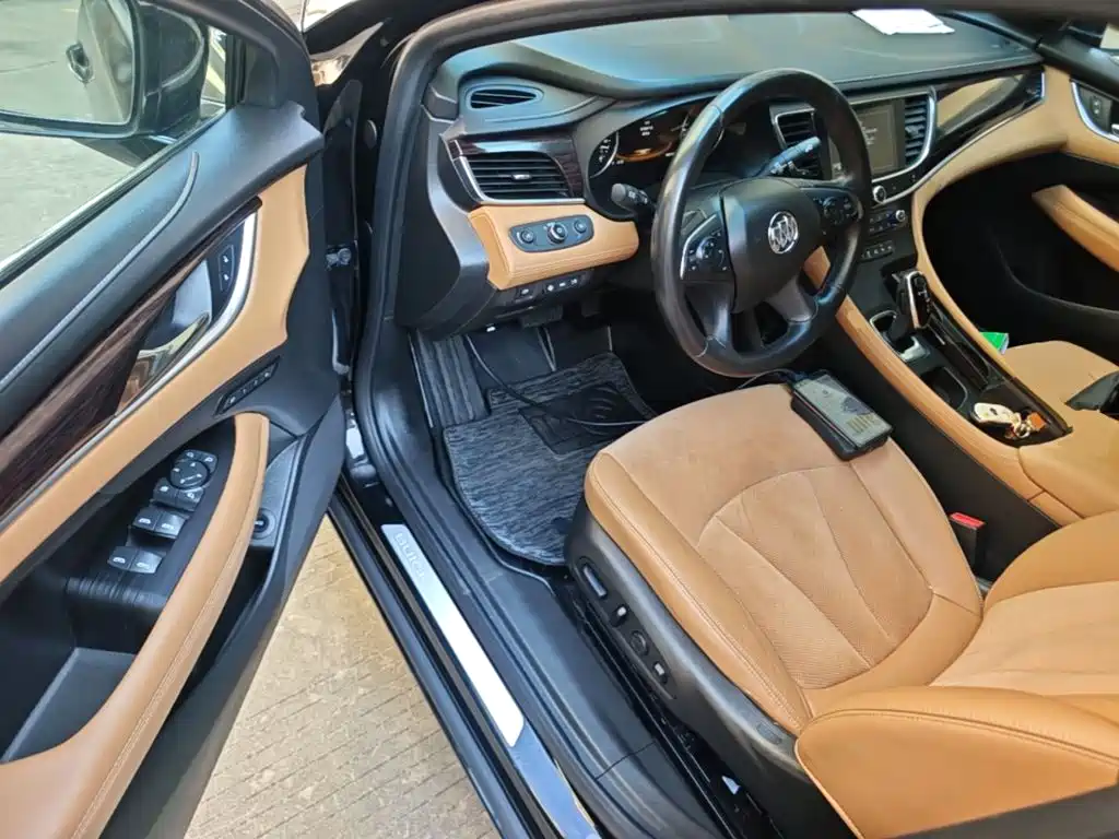 Buick LaCrosse — миниатюра 16