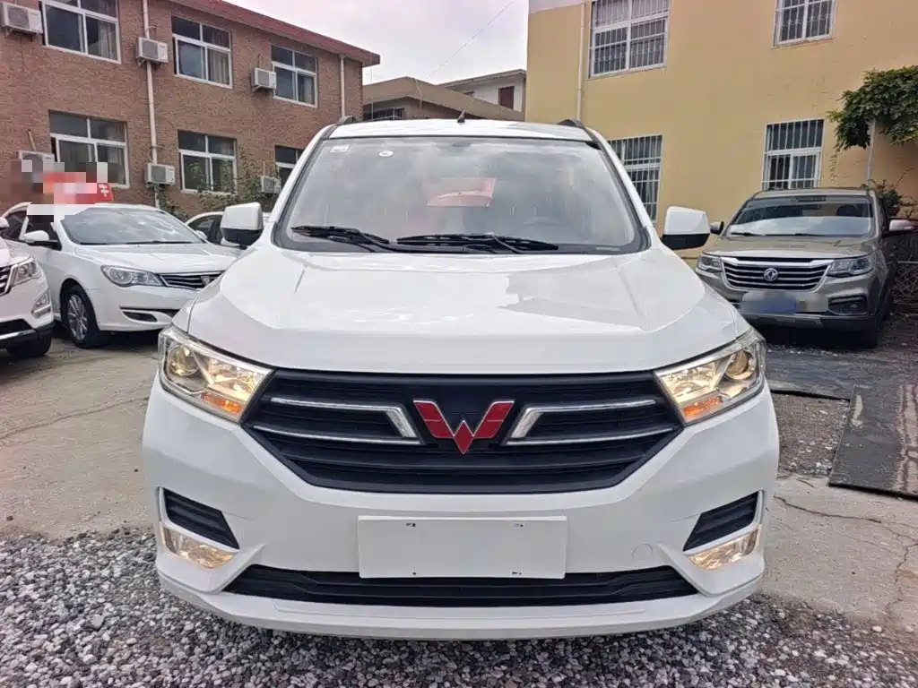 Wuling Hongguang — миниатюра 3