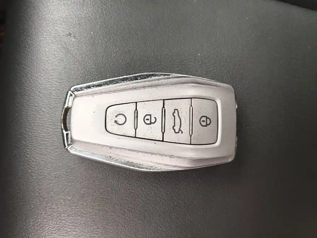 Geely Binyue — миниатюра 9