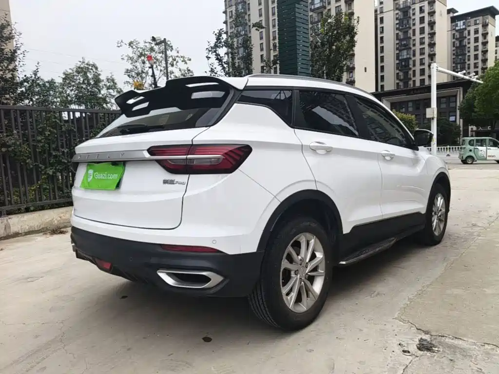 Geely Binyue — миниатюра 7
