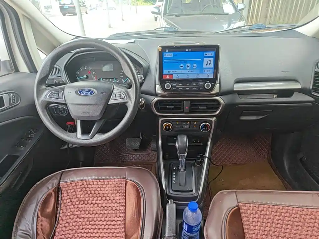 Ford Ecosport — миниатюра 10