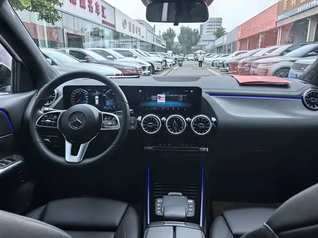 Mercedes-Benz GLA — миниатюра 9