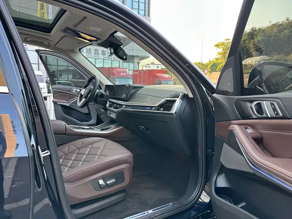 BMW X5 — миниатюра 7