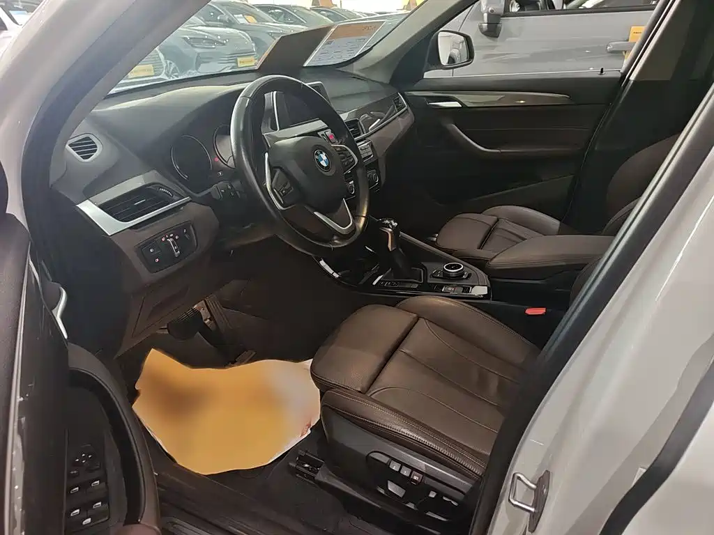BMW X1 — миниатюра 10