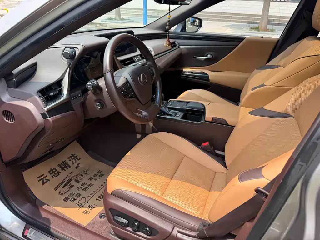 Lexus ES — миниатюра 5