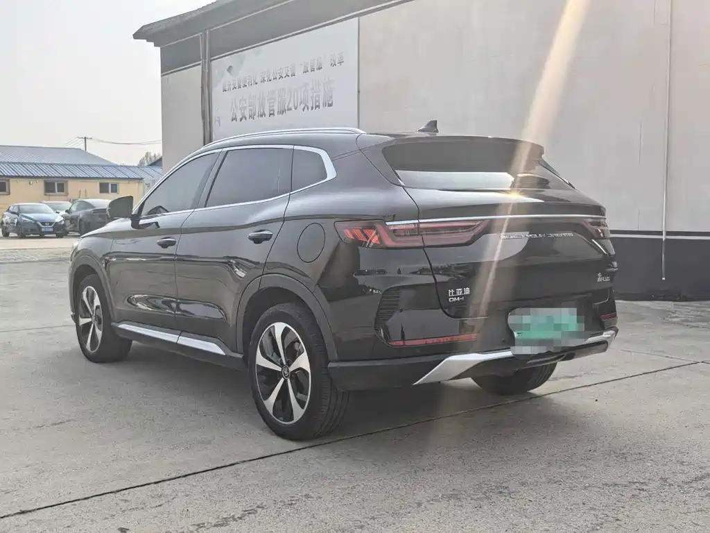 BYD PLUS New Energy — миниатюра 6