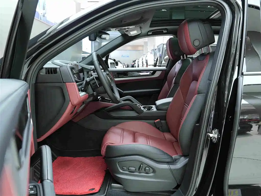Porsche Cayenne — миниатюра 12