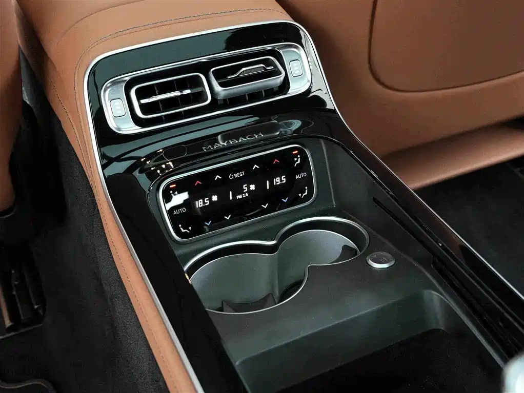 Mercedes-Benz S-Class — миниатюра 19