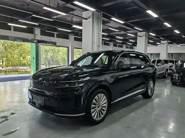 2025 Levdeo L90