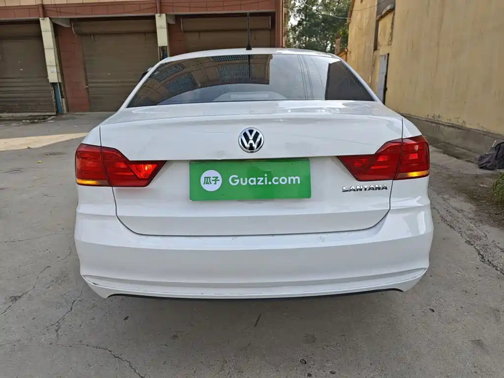 Volkswagen Santana — миниатюра 6