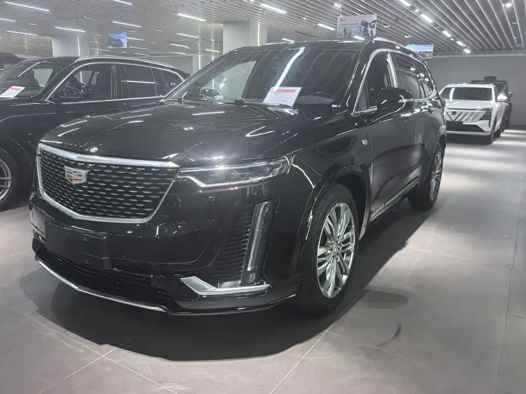 Cadillac XT6