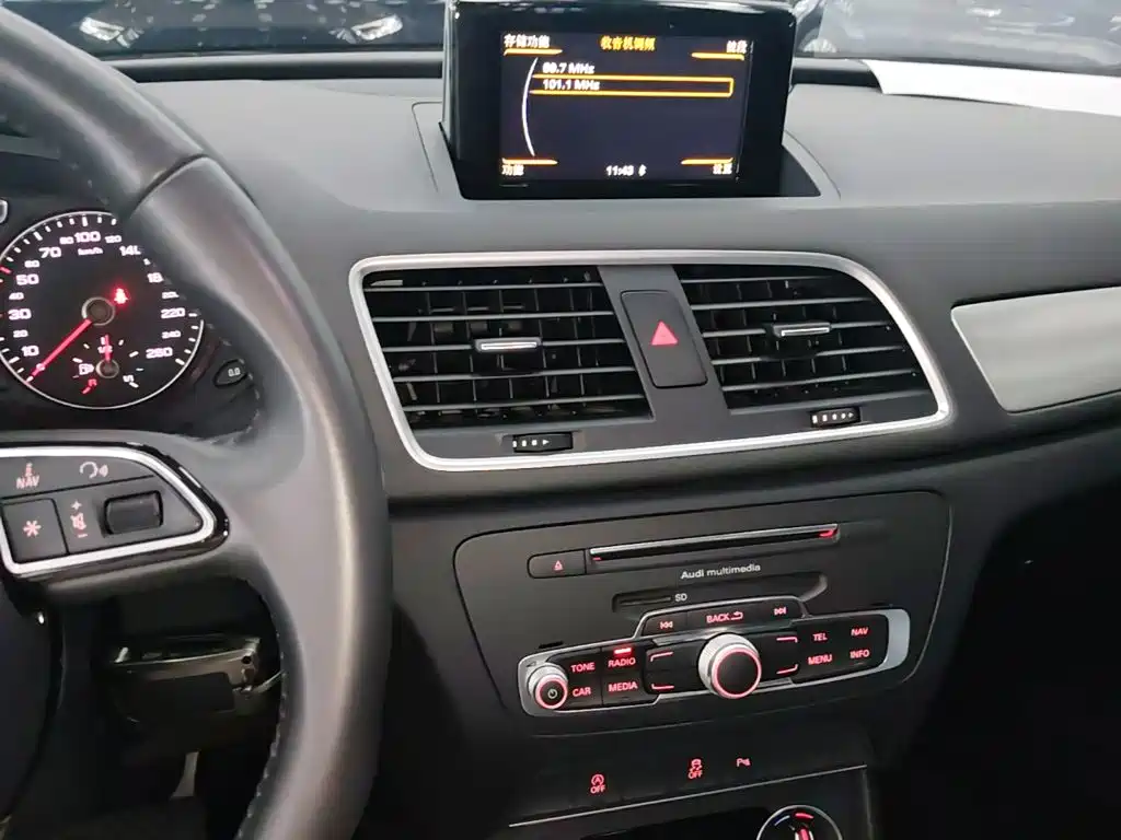 Audi Q3 — миниатюра 13