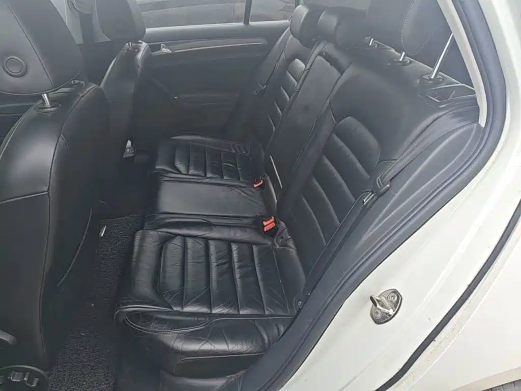 Volkswagen Golf — миниатюра 17