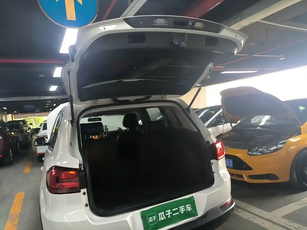 Volkswagen Tiguan — миниатюра 19