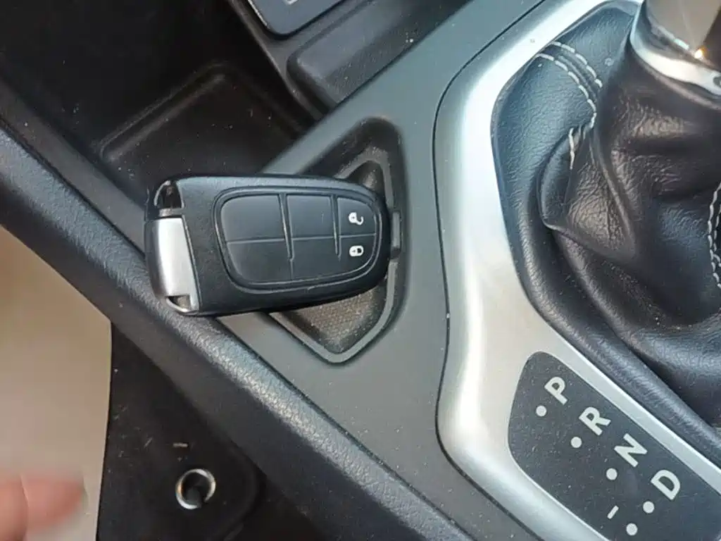 Jeep Cherokee — миниатюра 9