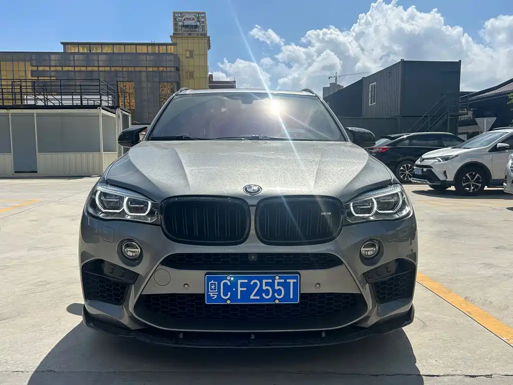 BMW X5 M — миниатюра 2