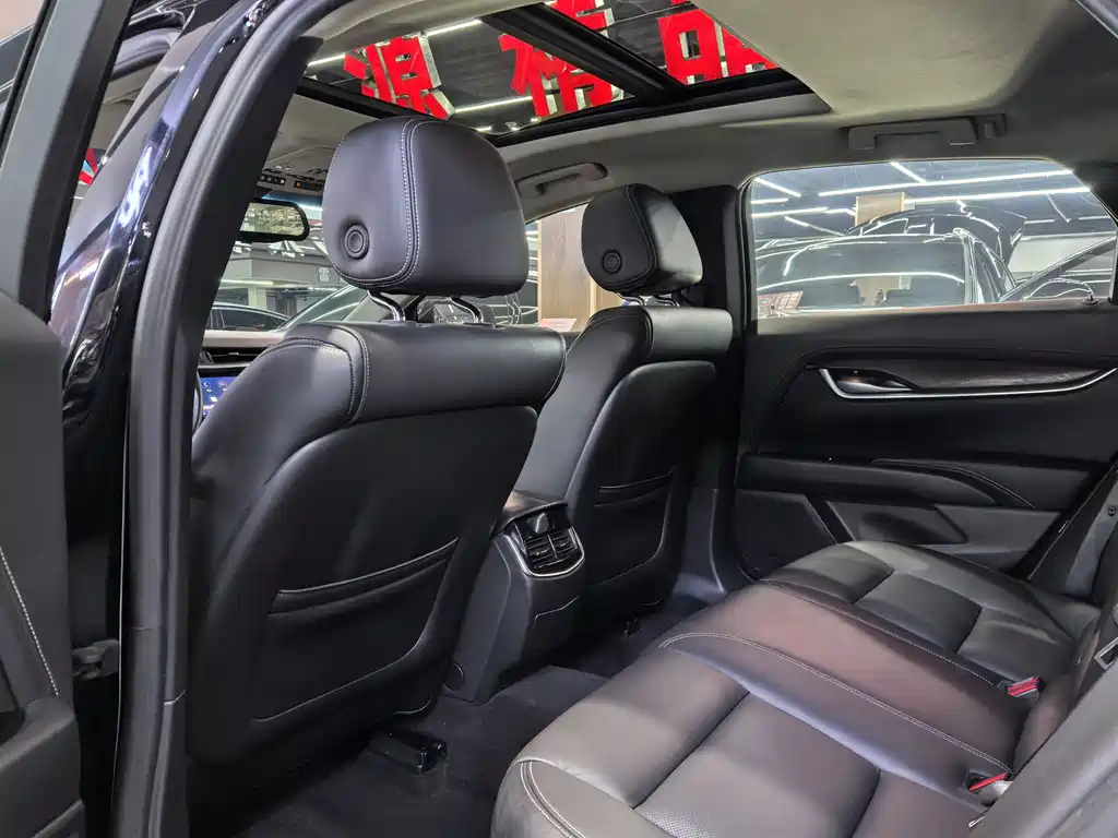 Cadillac XTS 2018 28T Elite