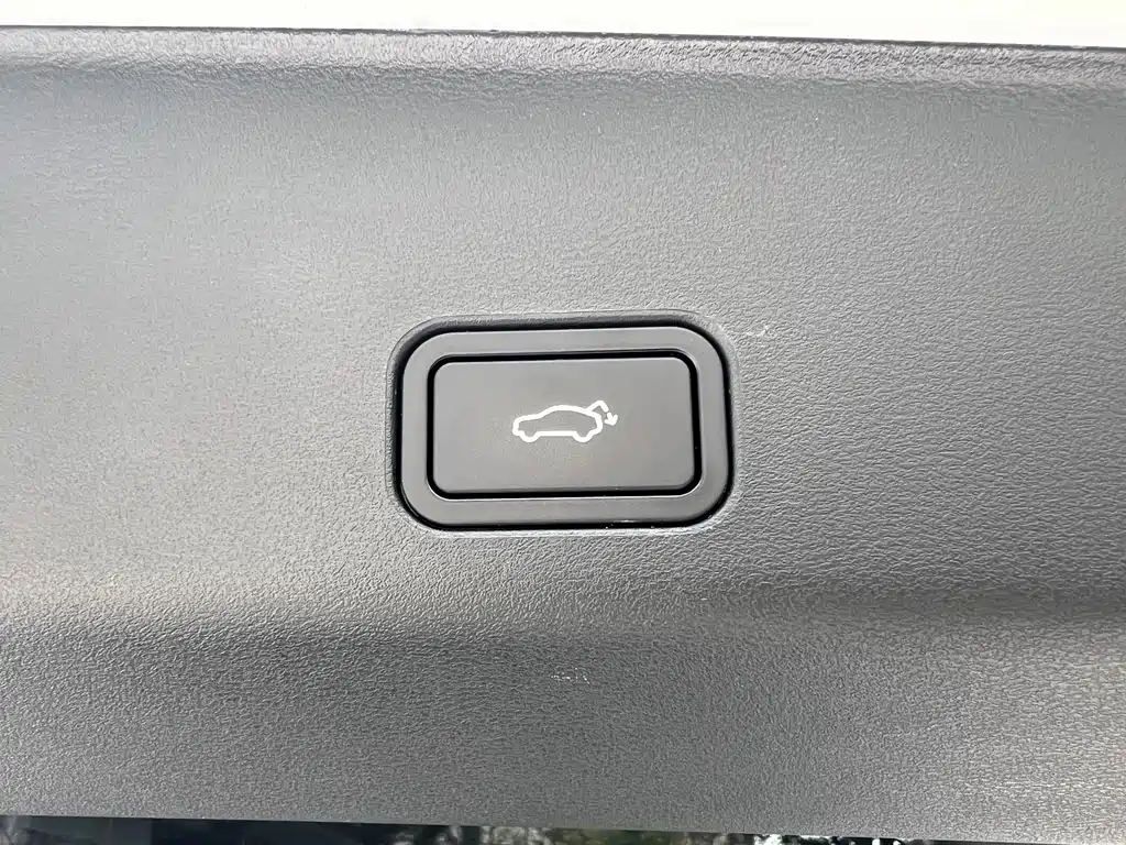 Geely Xingyue L — миниатюра 22