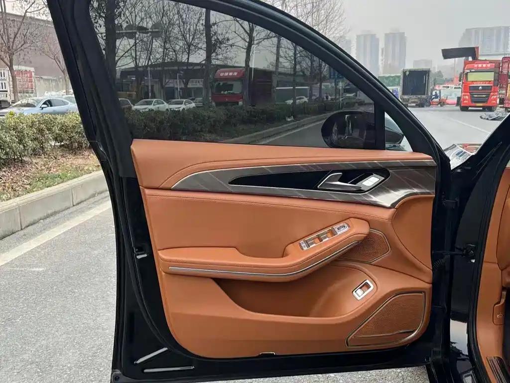 Hongqi Hongqi H9 — миниатюра 5