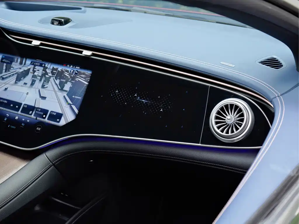 Mercedes-Benz EQS — миниатюра 21