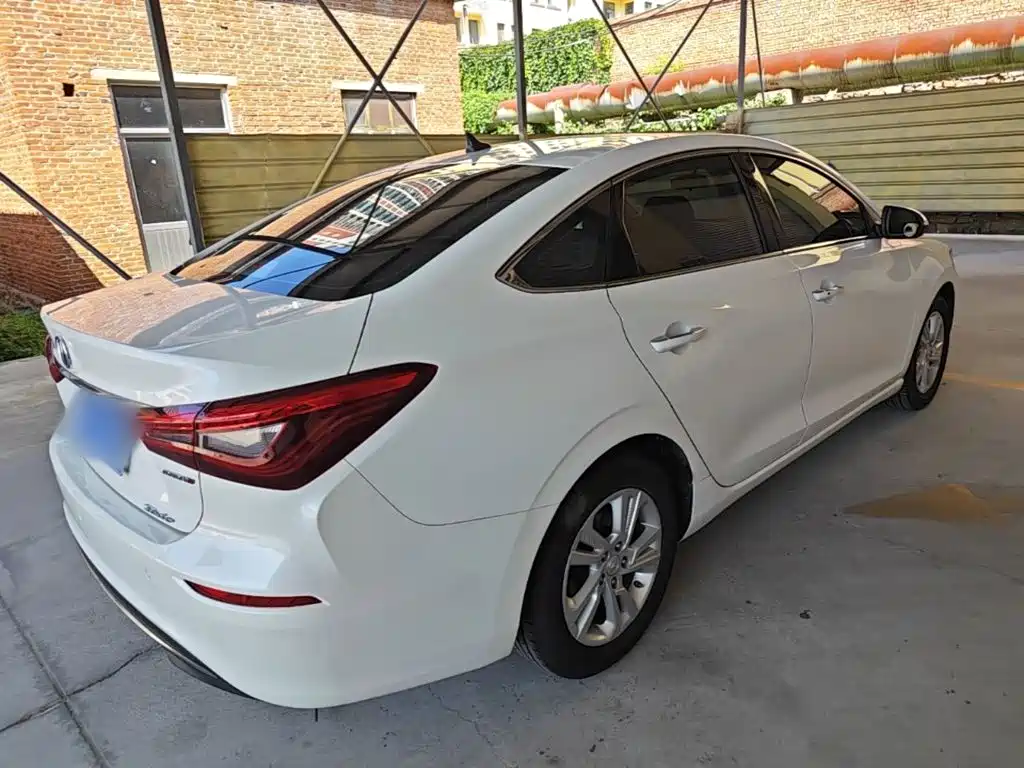 Changan Eado — миниатюра 7