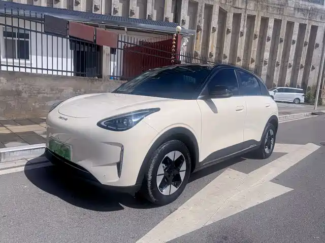 2024 Geely Xingyuan