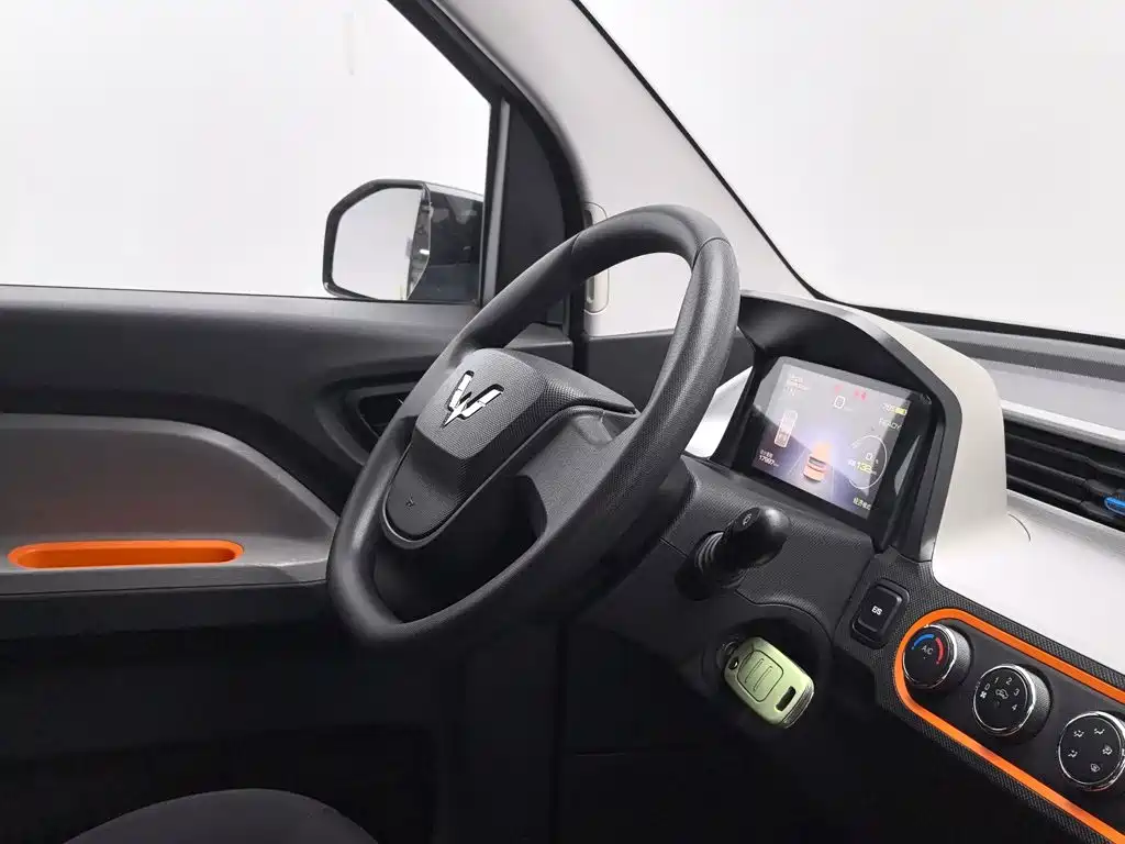 Wuling MINIEV — миниатюра 22