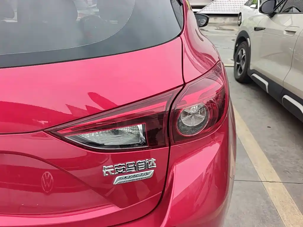 Mazda 3 Axela — миниатюра 8