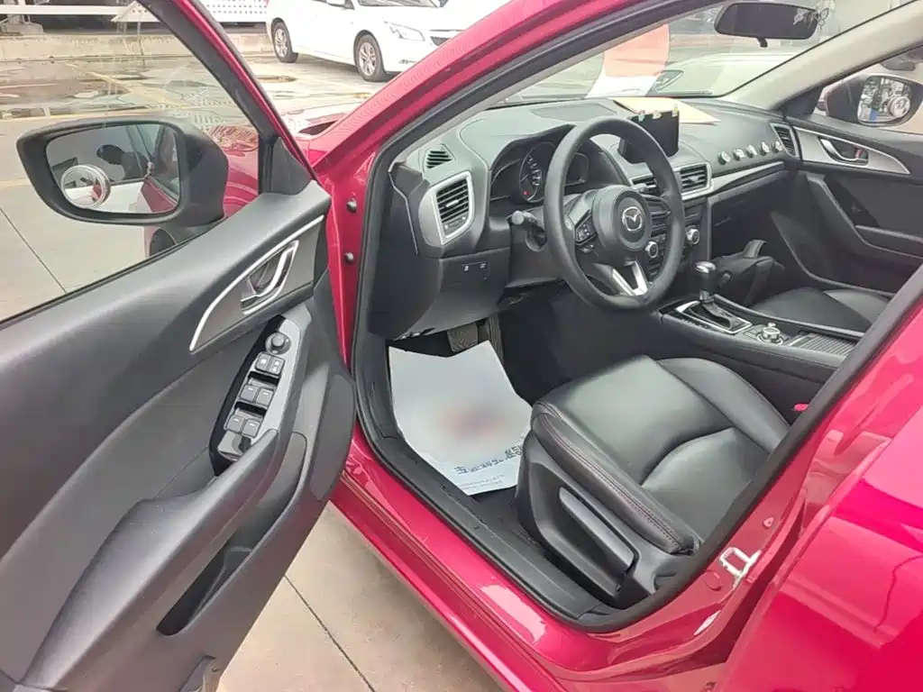 Mazda 3 Axela — миниатюра 16