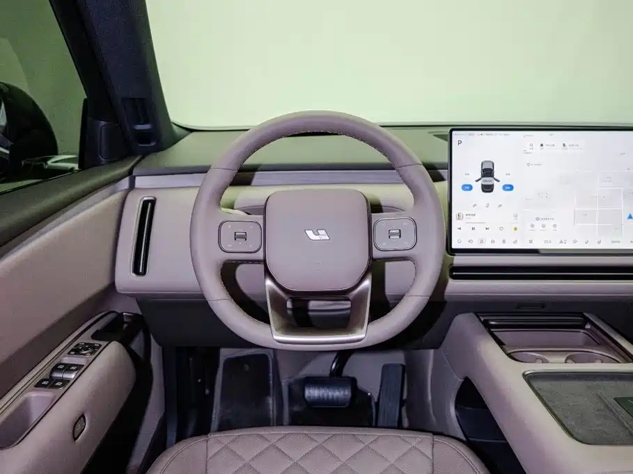 Li Auto Li L8 — миниатюра 11
