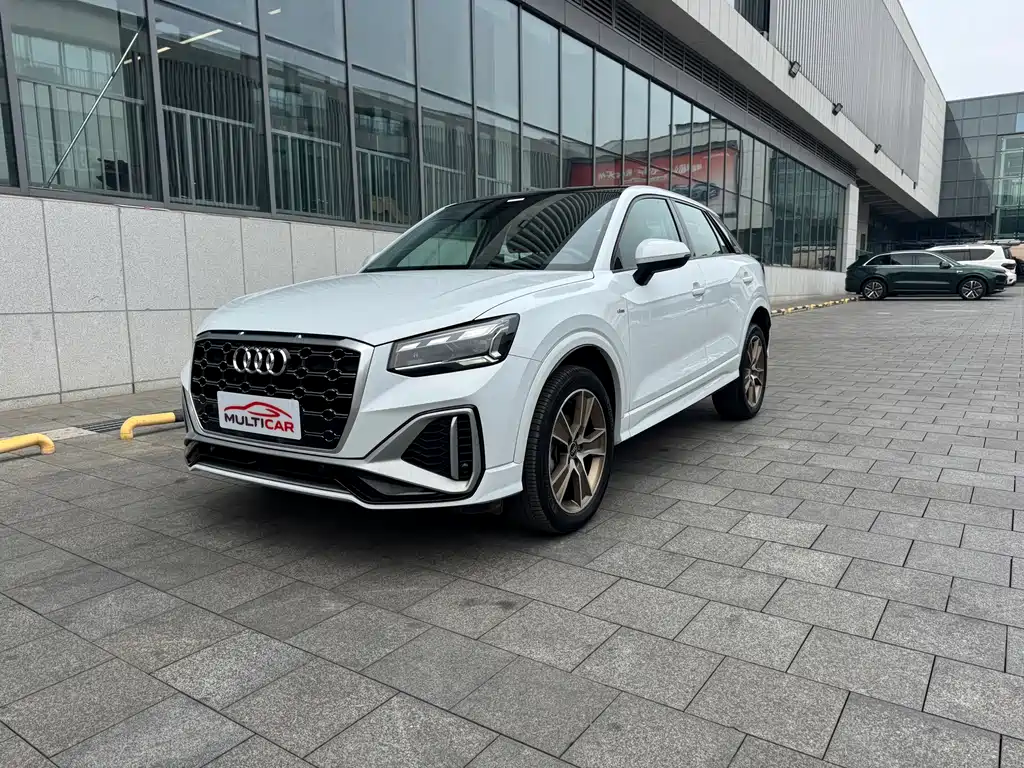 Купить Audi Q2L