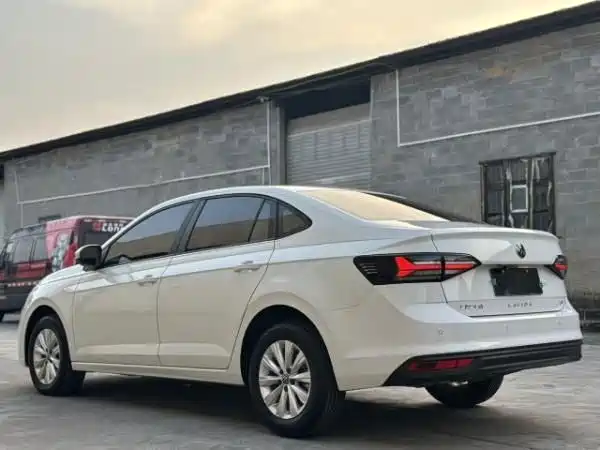 Volkswagen Lavida — миниатюра 19