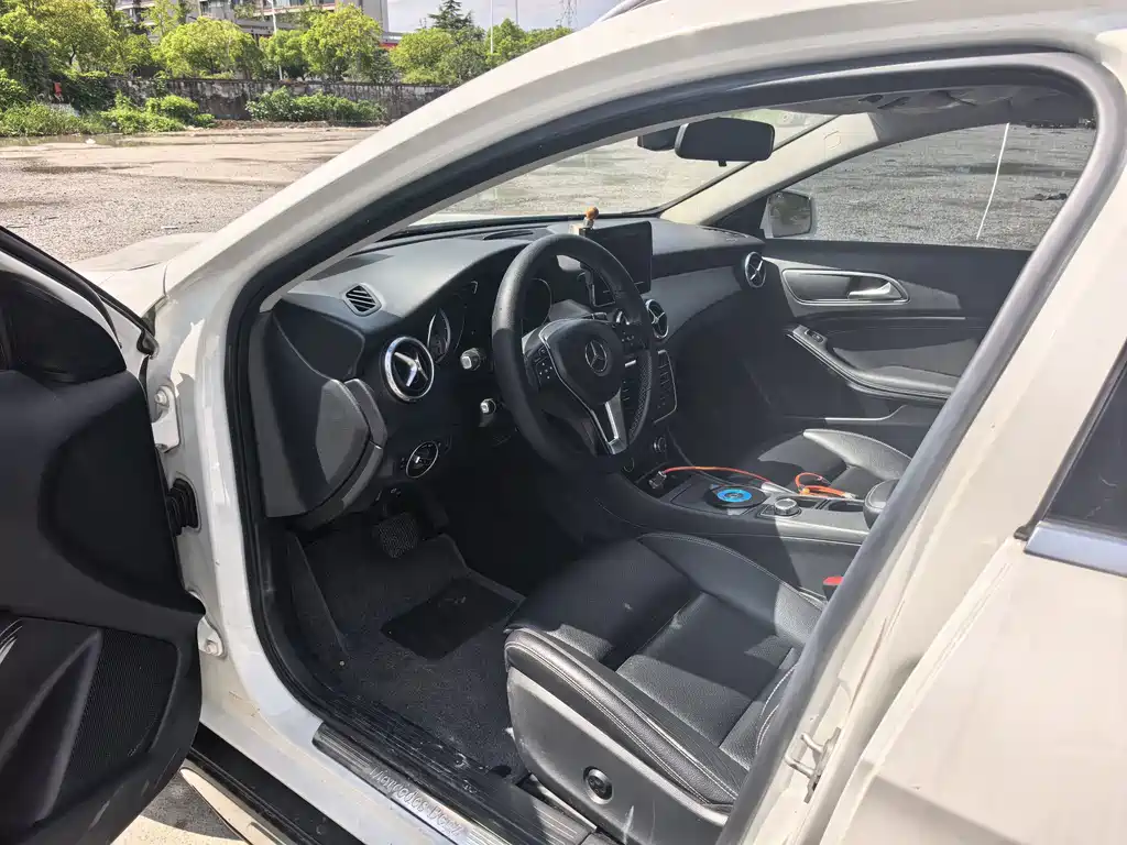 Mercedes-Benz GLA — миниатюра 4